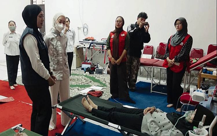 Tinjau Kesiapan Rumah Oksigen, Avina Fairid Naparin Pastikan Layanan Kesehatan Tetap Optimal