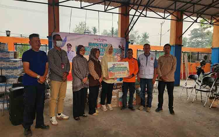 Terima Bantuan Operasional dari Bank Kalteng, Bupati Kobar: Ini Wujud Sinergi