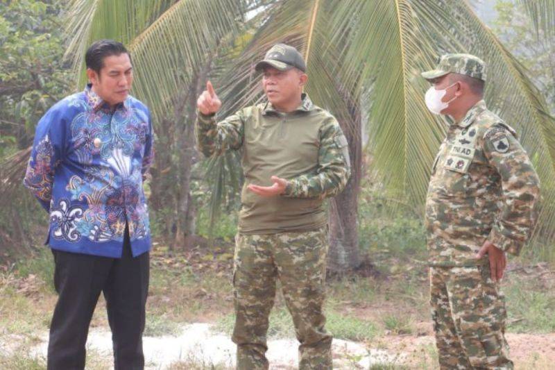 Pangdam Tambun Bungai Bantu Pulang Pisau Dua Sumur Bor untuk Air Bersih dan Karhutla