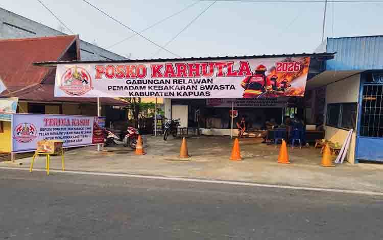 Posko Donasi Tunjang Operasional 33 Damkar Swasta Kapuas Tangani Karhutla Siap Dibuka