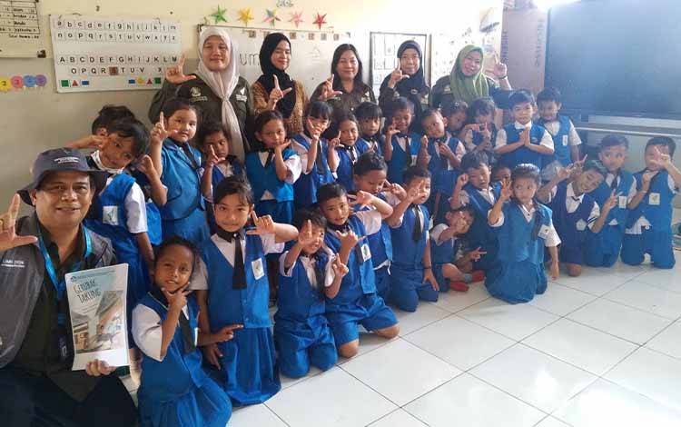 Bangun Minat Baca Anak, TK Tunas Agro 2 Gaungkan Gerakan Membaca Nyaring