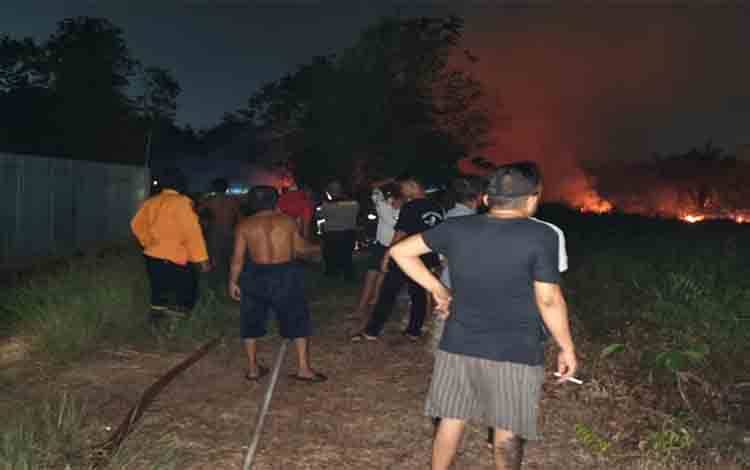 Karhutla Terjadi Lagi di Sakapurun Kapuas, Api Tak Jauh Dari Permukiman