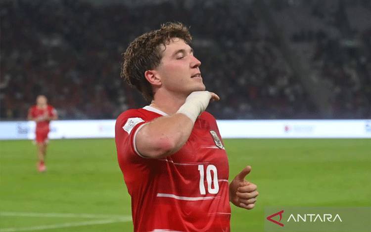 Ole Romeny Puji Diks-Idzes Sebagai Kapten yang Utamakan Tim