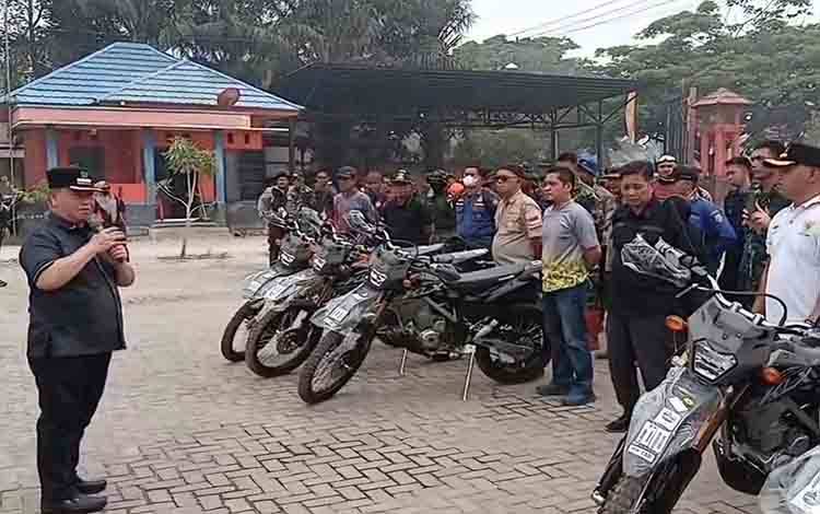 Bupati Kotim Tegaskan Keselamatan Petugas Jadi Prioritas Saat Pemadaman Karhutla