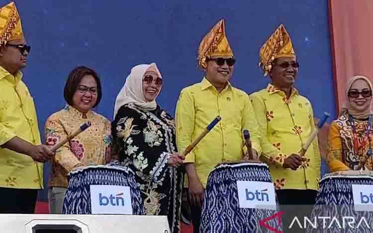 Menkum Terapkan Layanan Publik Berbasis Digital Mulai Oktober 2026