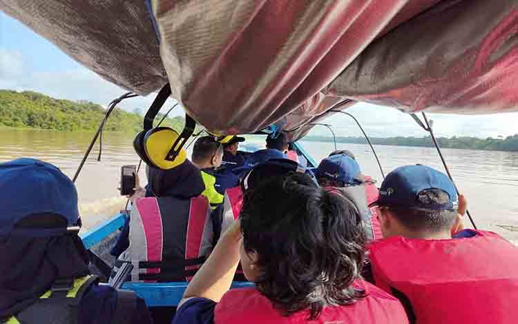 Dari Penjaga Hutan Menjadi Pekerjaan bagi Warga