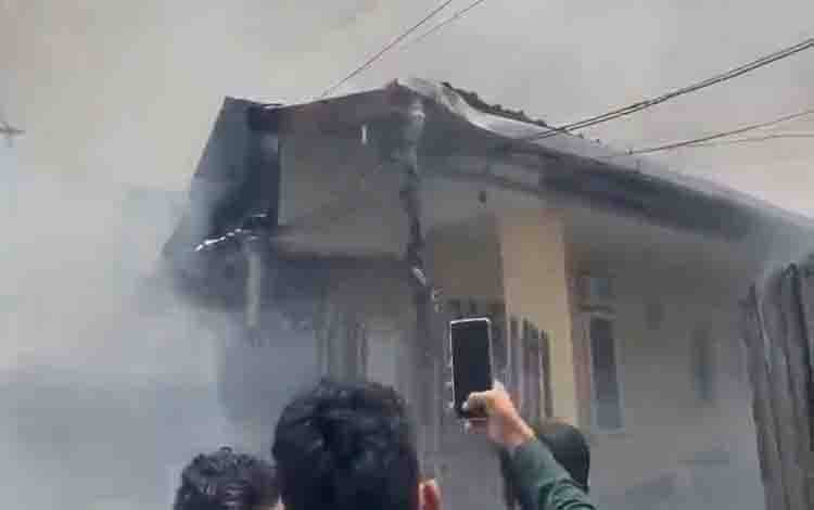 Kebakaran Hanguskan Tiga Bangunan di Kawasan Padat Penduduk Jalan Bali Banjarmasin