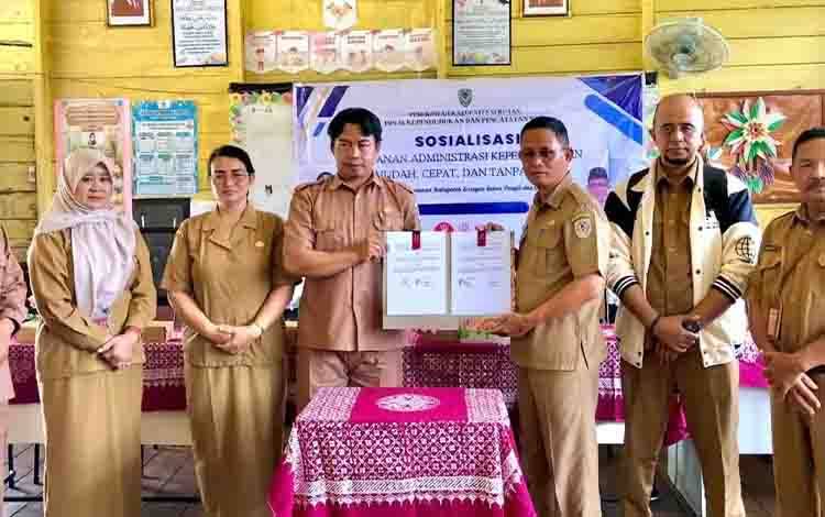 Disdukcapil Seruyan Gandeng SDN 1 Pematang Panjang Perkuat Administrasi Kependudukan Anak
