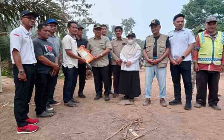 Komisi IV DPRD Kalteng Perjuangkan Kelanjutan Pembangunan Jalan Cempaka Mulia-Kampung Melayu