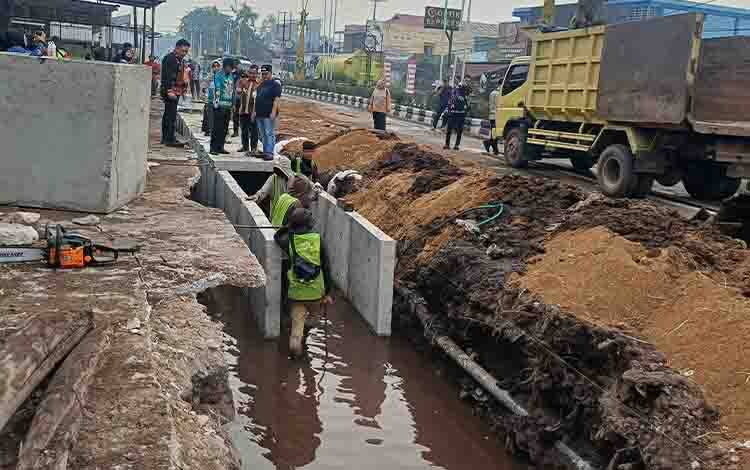 Warga Dukung Pembangunan Drainase Jalan Tjilik Riwut dan DI Panjaitan Sampit