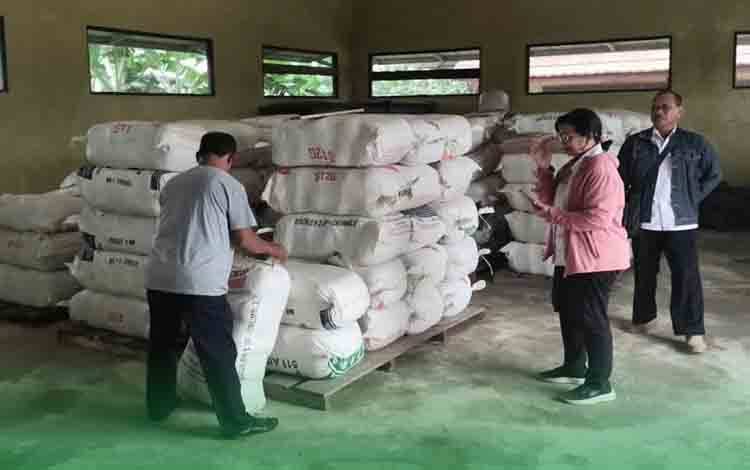 Pastikan Produksi Benih Berjalan Optimal, DPKP Kotim Monitoring BBUP dan Palawija Sei Peang
