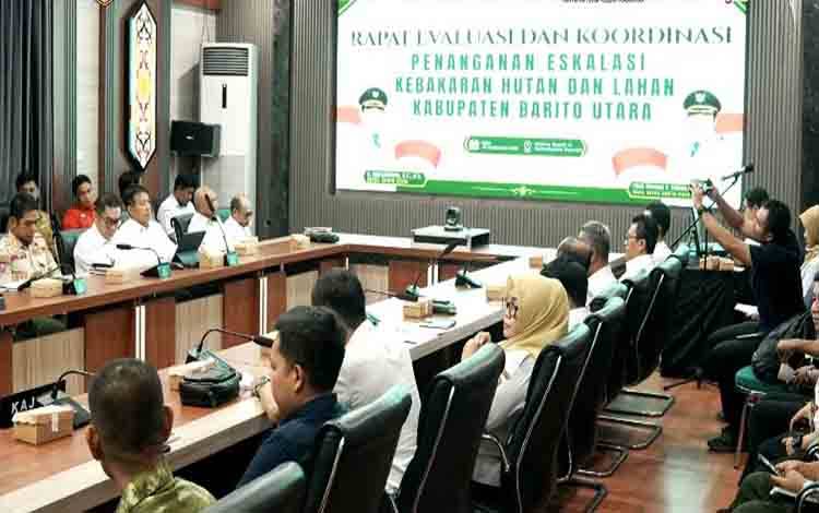 Wabup Barito Utara Sebut Penanganan Karhutla Harus Diperkuat Melalui Evaluasi dan Koordinasi Lintas Sektor