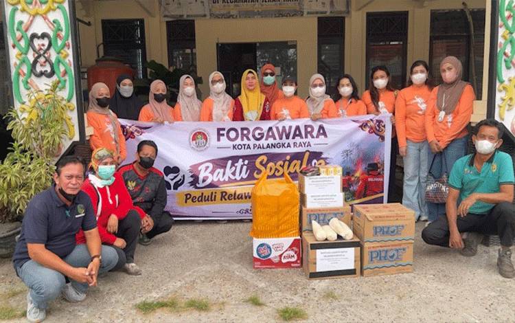 FORGAWARA Salurkan Bantuan Logistik untuk Penanganan Karhutla di Jekan Raya