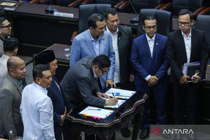 Data Bansos hingga Anggaran Bakal Disatukan, RUU Satu Data Masuk Paripurna DPR