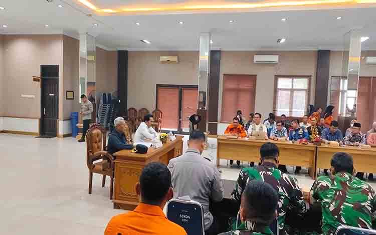 Pemkab Kobar Perkuat Sinergi Lintas Sektor Tangani Karhutla