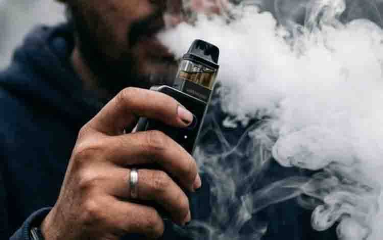 Dokter Spesialis: Rokok Elektrik Bisa Picu Gagal Napas hingga Kerusakan Paru