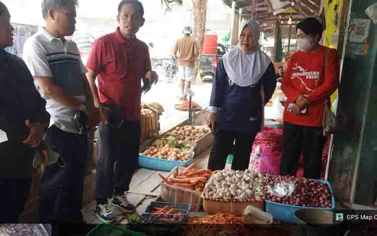 Harga Cabai Rawit Merah Tembus Rp110 Ribu per Kilogram, TPID Kobar Lakukan Sidak