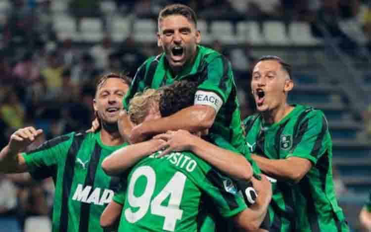 Jay Idzes Masih Absen, Sassuolo Tahan Imbang AC Milan 1-1