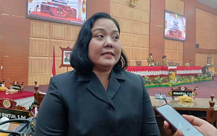 DPRD Palangka Raya Ingatkan Orang Tua Perketat Pengawasan Anak Selama PJJ