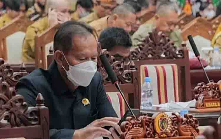 Anggota Komisi II DPRD Kalteng Minta Perluas Pembagian Masker dan Suplemen Kesehatan