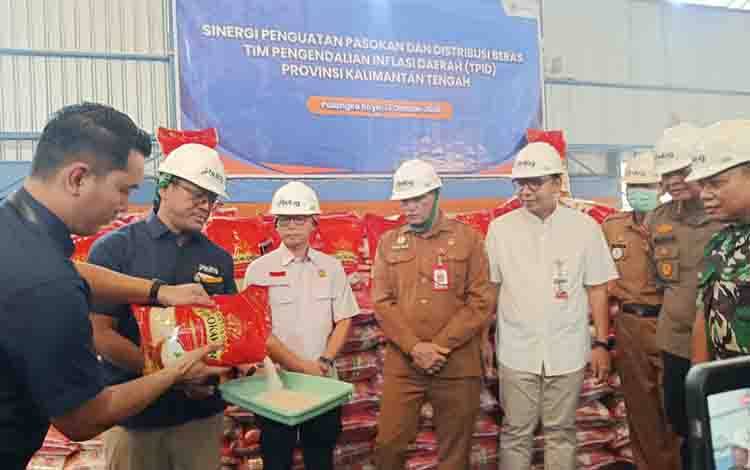 BI bersama Pemprov dan Bulog Datangkan 150 Ton Beras Premium dari Sulsel ke Kalteng