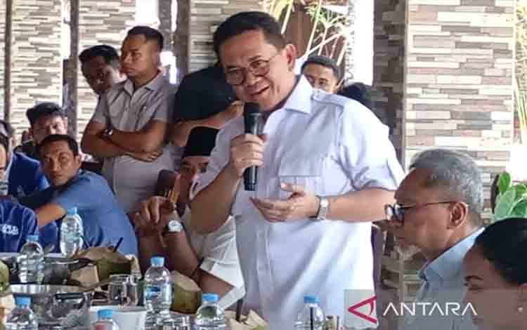 Zulhas Tunjuk Mendag Budi Santoso Pimpin PAN NTB