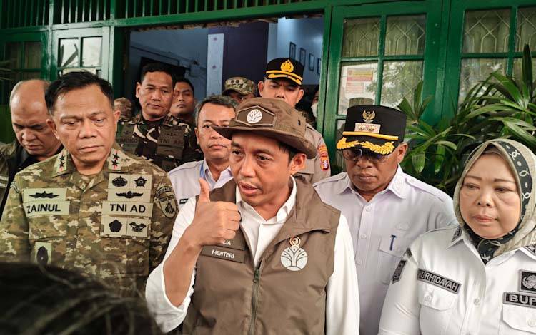 Api Karhutla Membentuk Lingkaran 2 Km, Raja Juli: Sekat Bakar Dikaji di TNTP
