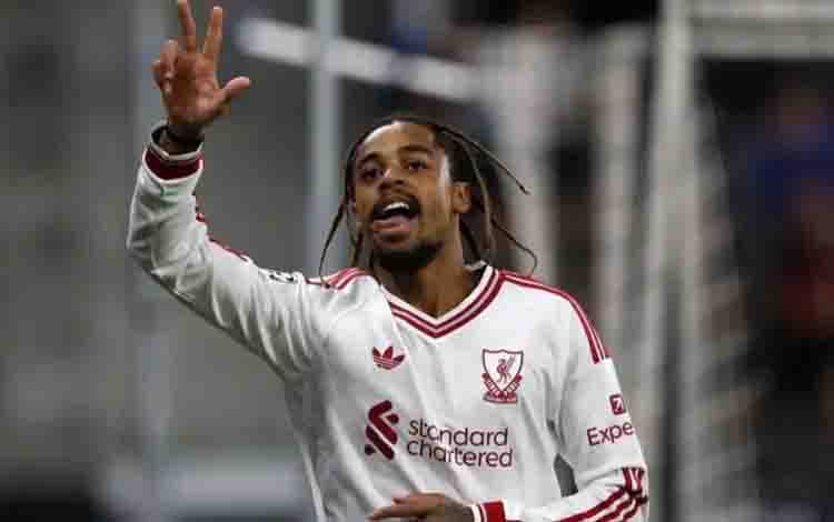 Bradley Barcola Pimpin Liverpool Libas LASK 6-3