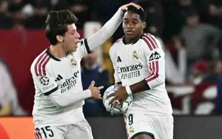 Tiga Gol Menit-menit Terakhir Antar Madrid Tekuk Roma 4-3