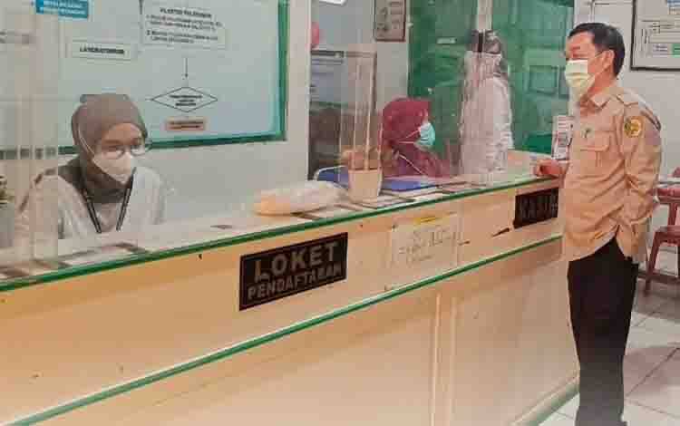 Kadinkes Palangka Raya Lakukan Pemantauan ke Tiga Puskesmas