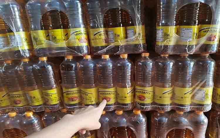Harga Minyakita di Pasar Palangka Raya Rp16 Ribu per Liter di Atas HET