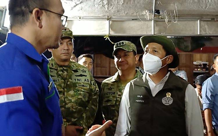 Menhut Raja Juli Siapkan Operasi Dry Ice di Kalteng