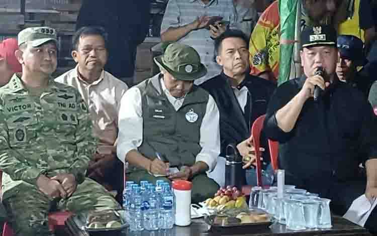 Karhutla Sulit Dijangkau Pasukan Darat, Bupati Kotim Minta Bantuan Water Bombing ke Menhut