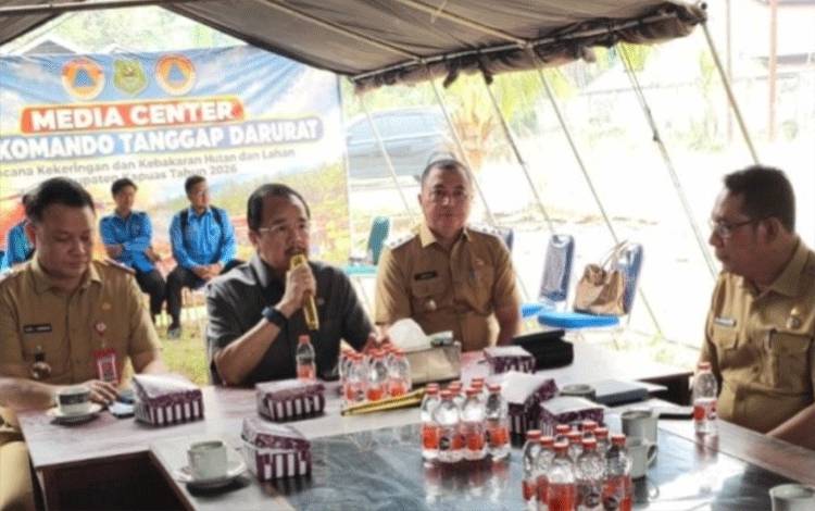 Teras Narang Kunjungi Posko Karhutla Kapuas, Soroti Ketepatan Penanganan