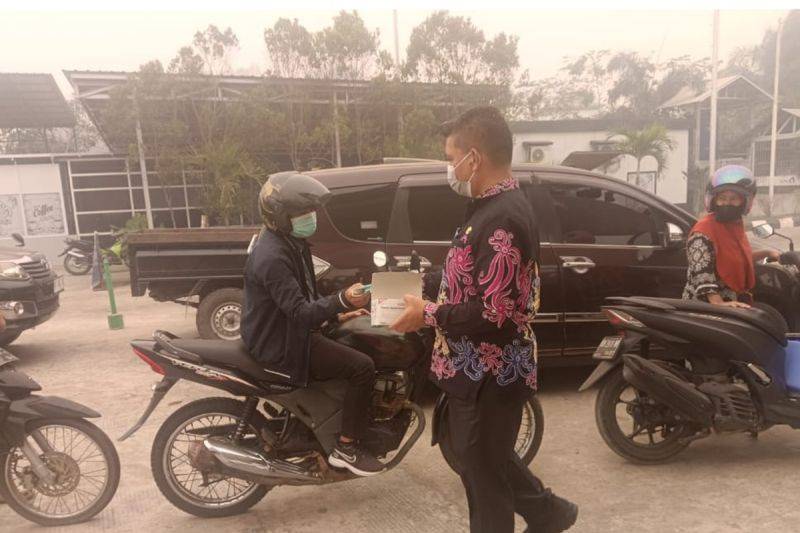 Kabut Asap Ganggu Aktivitas Warga Katingan, Kelompok Rentan Diminta Kurangi Keluar Rumah