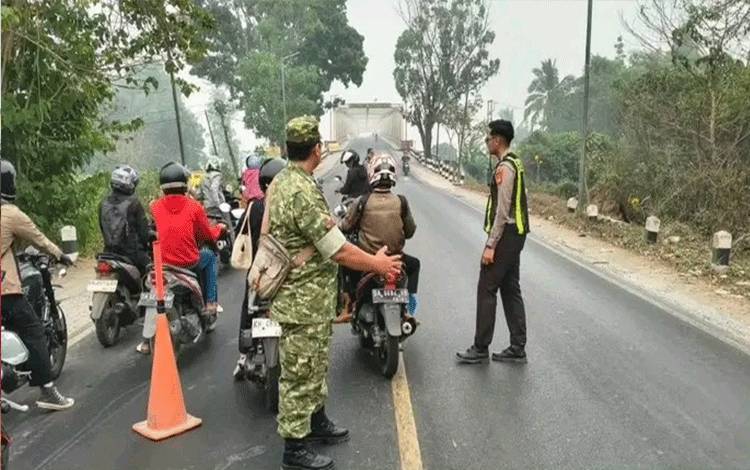 Jembatan Pulau Petak Diberlakukan Buka-Tutup hingga 31 Oktober, Kendaraan di Atas 10 Ton Dilarang Melintas