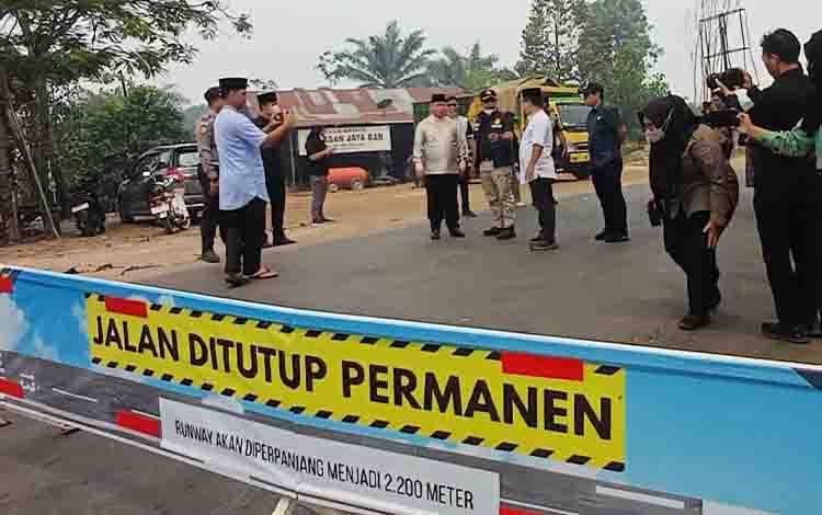 Jalan Tjilik Riwut Ujung Landasan Bandara H Asan Sampit Ditutup Permanen