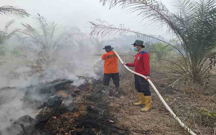 DPRD Lamandau Minta Bantuan Water Bombing untuk Atasi Karhutla