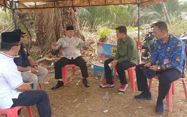 Penjual Nanas Dialihkan ke Lingkar Utara setelah Jalan Ujung Landasan Bandara H Asan Sampit Ditutup