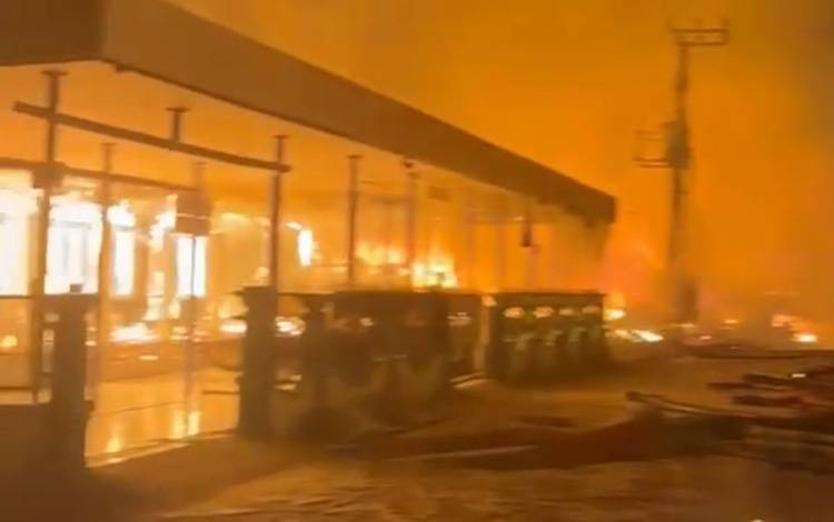 Kompleks Pasar Tumbang Sanamang Katingan Ludes Terbakar, Kerugian Ditaksir Miliaran Rupiah