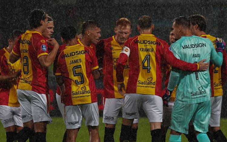 Dean James Turut Bantu Go Ahead Eagles Bekuk Telstar 3-2