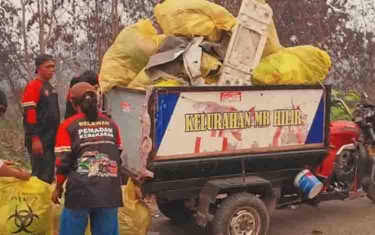 Jangan Nekat Buang Sampah Sembarangan! Kelurahan MB Hilir Siap Tindak Pelanggar