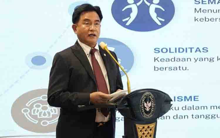 Yusril: Kebijakan Publik Harus Berorientasi Kepentingan Masyarakat