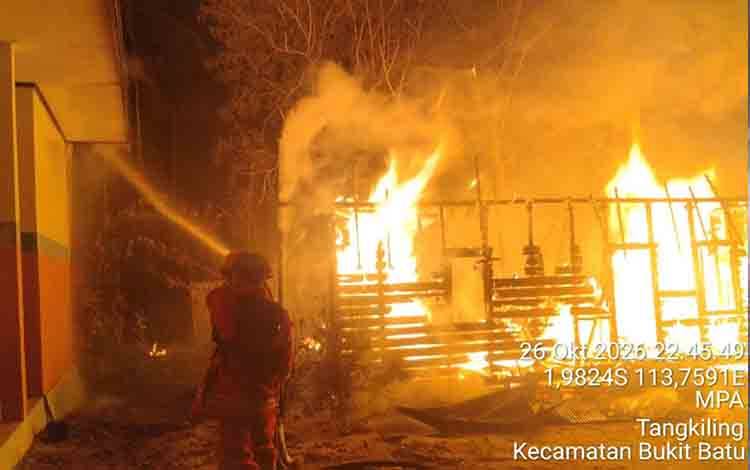 Bangunan TK Beringin V di Palangka Raya Terbakar